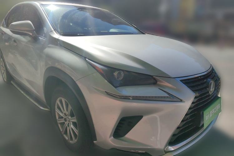 Used Lexus NX 2018 300 Front-Drive Freeline Edition Front Right 45 Deg