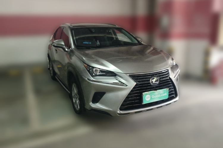 Used Lexus NX 2018 300h Front-Wheel-Drive FENGSHANG Version China V Emission Standard Front Right 45 Deg
