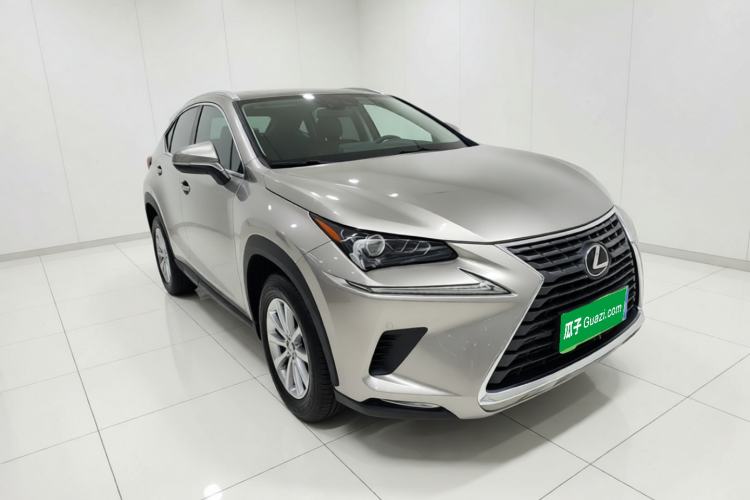 Used Lexus NX 2018 200 Front-Wheel-Drive Xingxing Edition China VI Standard Front Right 45 Deg
