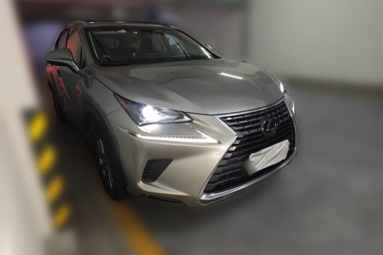 Used Lexus NX 2018 200 All-Wheel Drive FENGSHANG Version China VI Standard Front Right 45 Deg