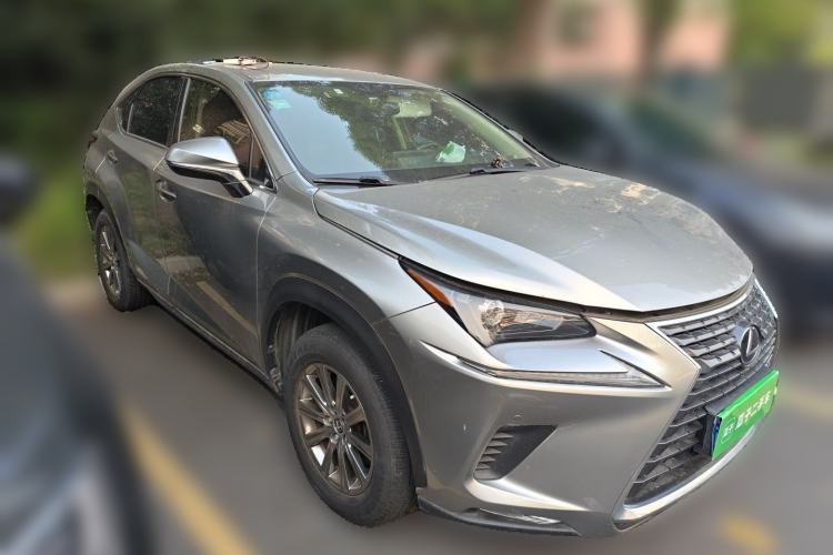 Used Lexus NX 2018 200 Front-Wheel-Drive X-Trail Version China V Standard Front Right 45 Deg