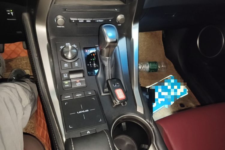 Used Lexus NX 2018 300h Front-Wheel-Drive FENGSHANG Version China V Emission Standard Gear Lever