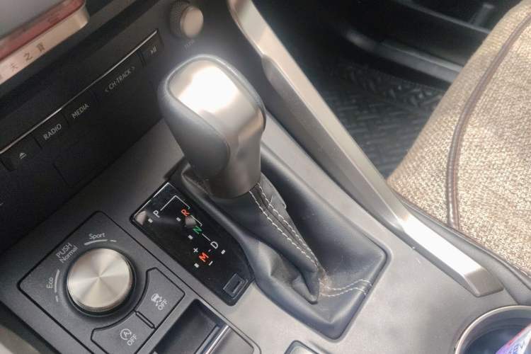 Used Lexus NX 2018 300 Front-Drive Freeline Edition Gear Lever