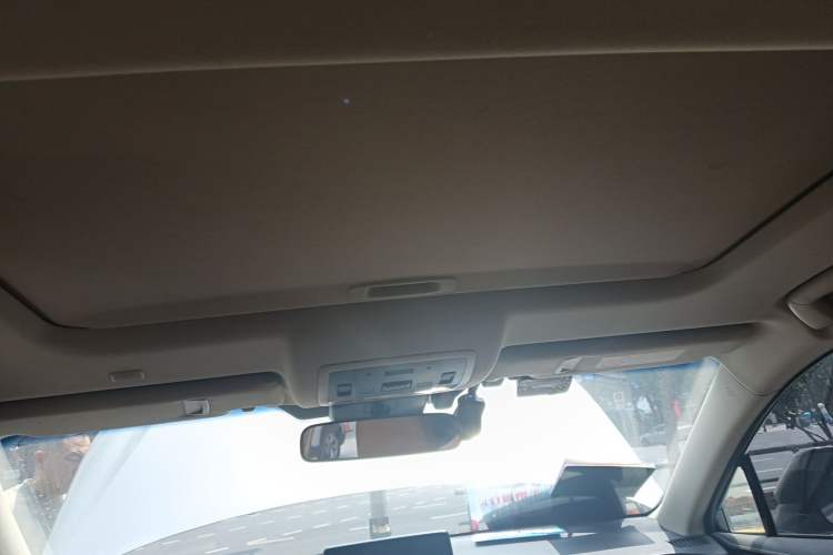 Used Lexus NX 2018 300h Front-Wheel-Drive FENGSHANG Version China V Emission Standard Headliner
