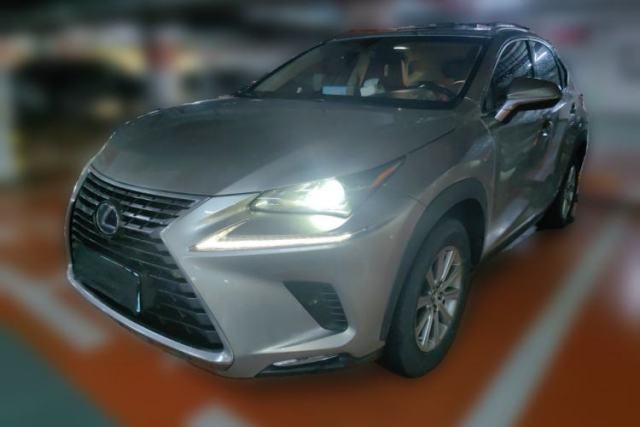 Used Lexus NX 2018 300h Front-Wheel-Drive FENGSHANG Version China V Emission Standard