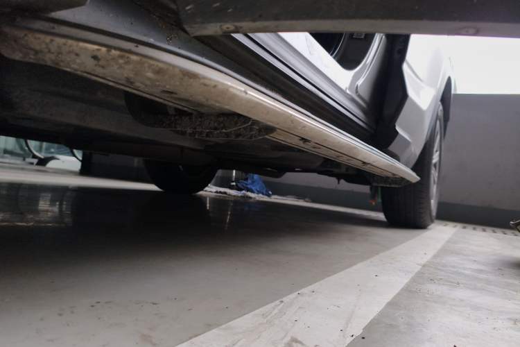 Used Lexus NX 2018 200 Front-Wheel-Drive Xingxing Edition China VI Standard Left Side Sill