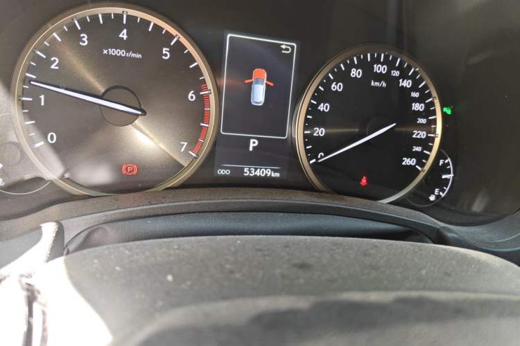 Used Lexus NX 2018 300 Front-Drive Freeline Edition Odometer Close Up