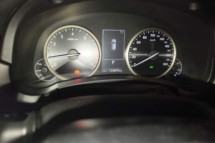 Used Lexus NX 2018 200 All-Wheel Drive FENGSHANG Version China VI Standard Odometer Close Up