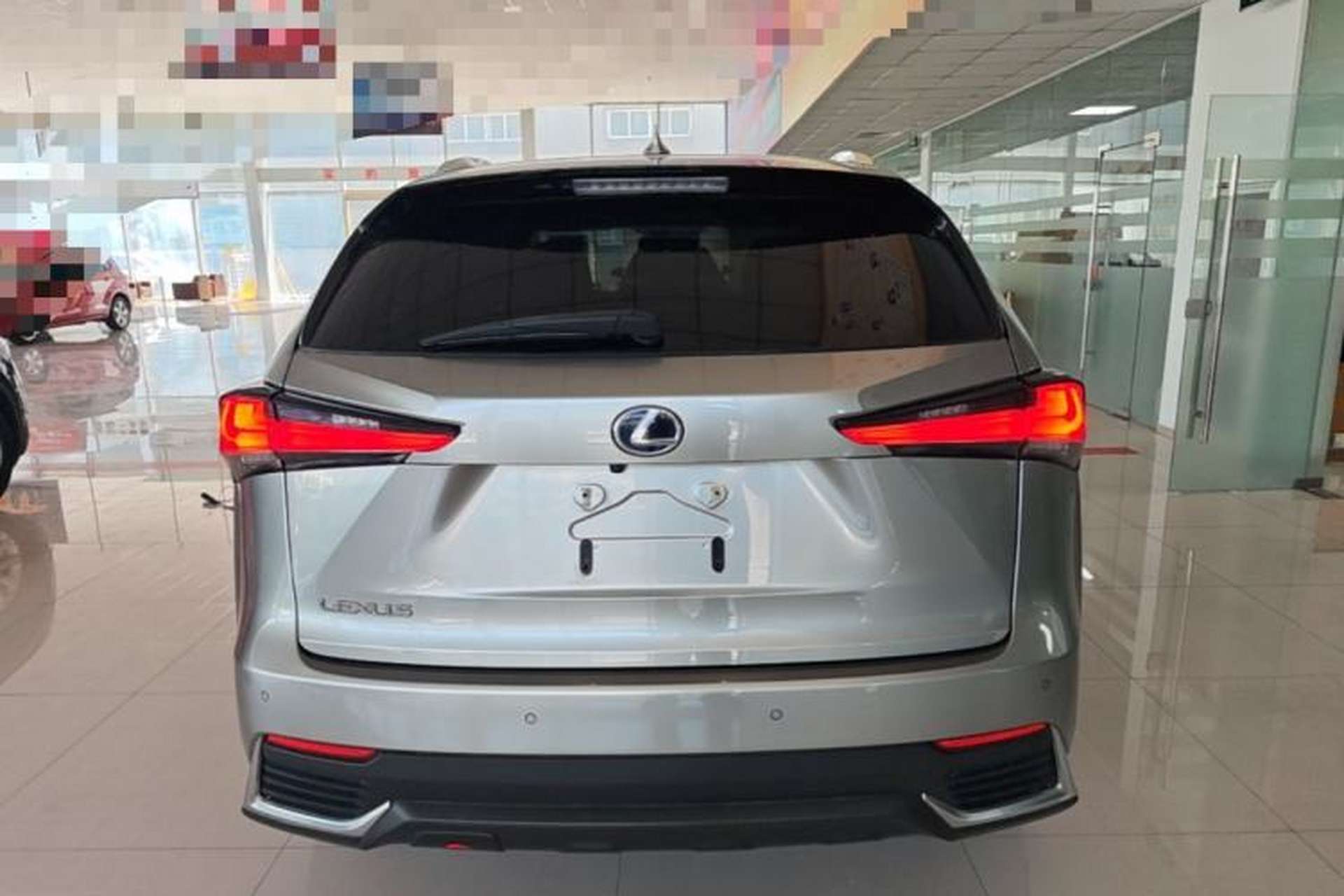 Used Lexus NX 2018 300h Front-Drive FENGSHANG Version China VI Standard Rear