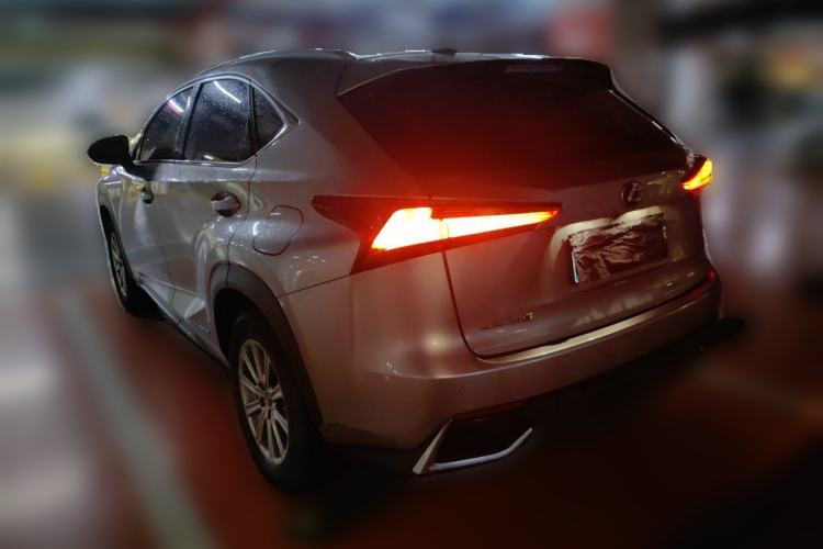 Used Lexus NX 2018 300h Front-Wheel-Drive FENGSHANG Version China V Emission Standard Rear Left 45 Deg