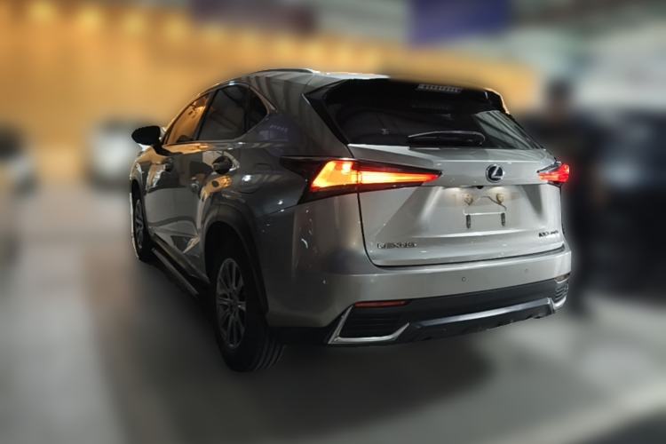 Used Lexus NX 2018 300h Front-Wheel-Drive FENGSHANG Version China V Emission Standard Rear Left 45 Deg