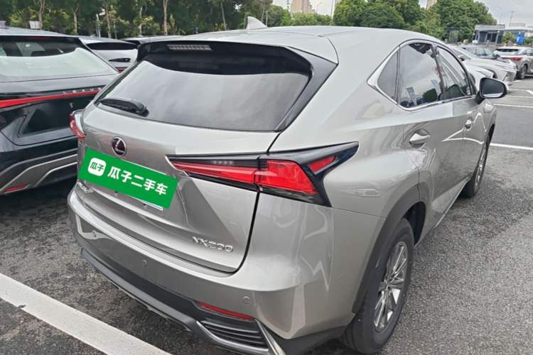 Used Lexus NX 2018 200 Front-Wheel-Drive Xingxing Edition China VI Standard Rear Right 45 Deg