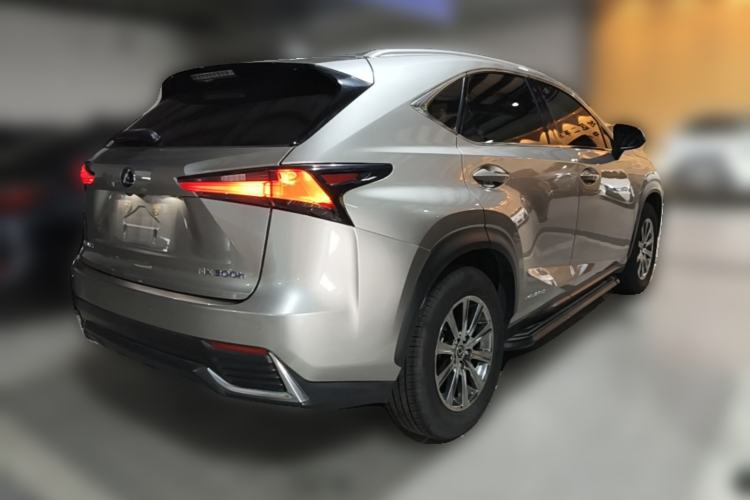 Used Lexus NX 2018 300h Front-Wheel-Drive FENGSHANG Version China V Emission Standard Rear Right 45 Deg