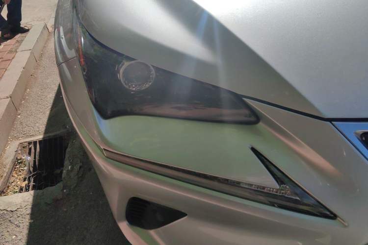 Used Lexus NX 2018 300 Front-Drive Freeline Edition Right Front Headlight