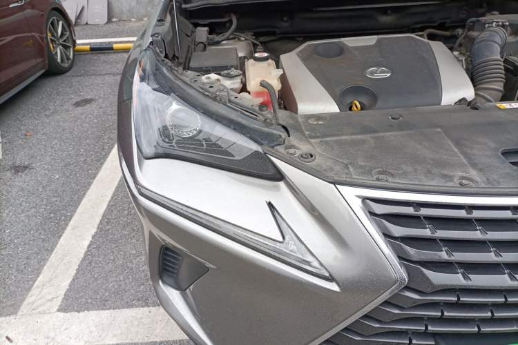 Used Lexus NX 2018 200 All-Wheel Drive FENGSHANG Version China VI Standard Right Front Headlight