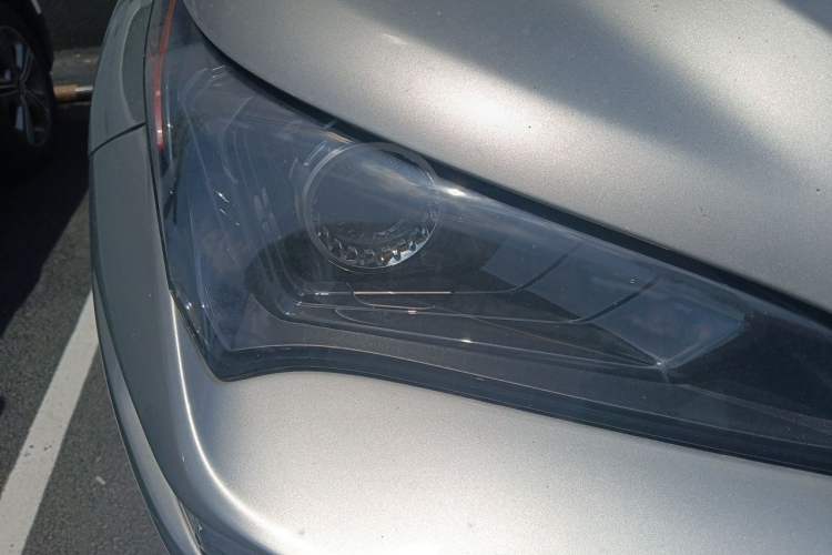 Used Lexus NX 2018 300h Front-Wheel-Drive FENGSHANG Version China V Emission Standard Right Front Headlight