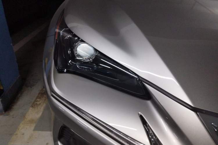 Used Lexus NX 2018 300 Front-Drive Freeline Edition Right Front Headlight