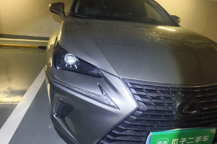 Used Lexus NX 2018 200 All-Wheel Drive FENGSHANG Version China VI Standard Right Front Headlight