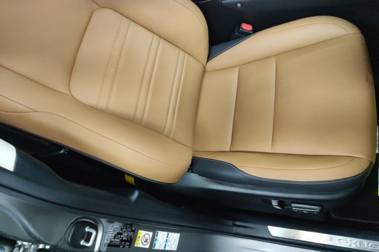 Used Lexus NX 2018 200 All-Wheel Drive FENGSHANG Version China VI Standard Right Front Seat