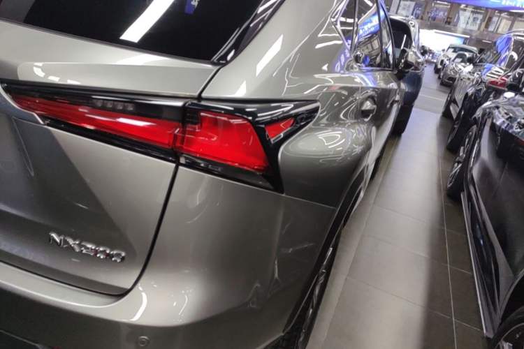 Used Lexus NX 2018 200 All-Wheel Drive FENGSHANG Version China VI Standard Right Rear Taillight