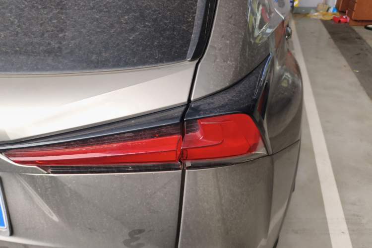 Used Lexus NX 2018 200 Front-Wheel-Drive Xingxing Edition China VI Standard Right Rear Taillight