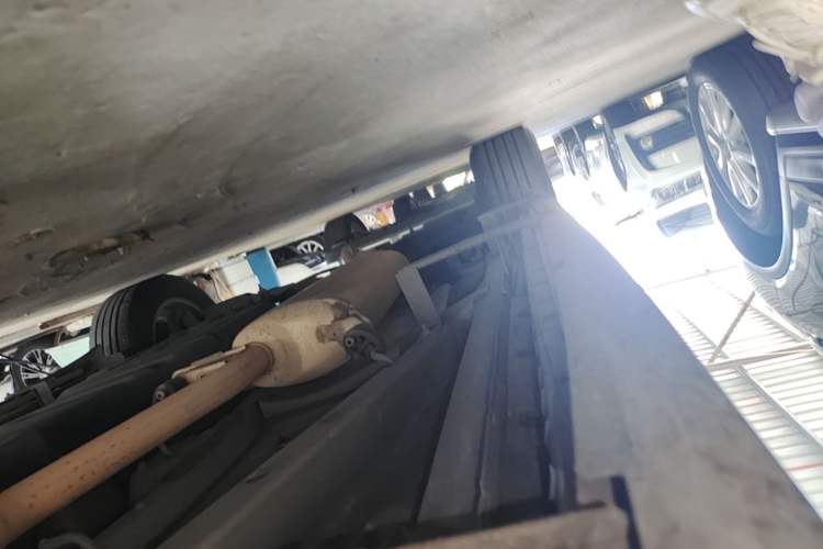 Used Lexus NX 2018 200 Front-Wheel-Drive Xingxing Edition China VI Standard Right Side Sill