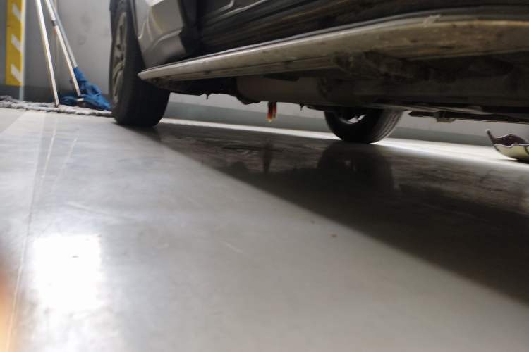 Used Lexus NX 2018 200 Front-Wheel-Drive Xingxing Edition China VI Standard Right Side Sill