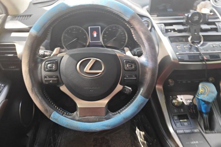 Used Lexus NX 2018 300 Front-Drive Freeline Edition Steering Wheel