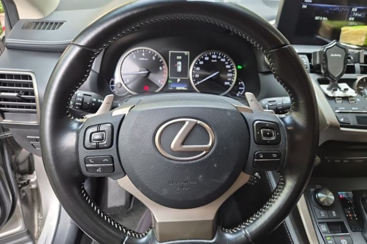 Used Lexus NX 2018 300 Front-Drive Freeline Edition Steering Wheel
