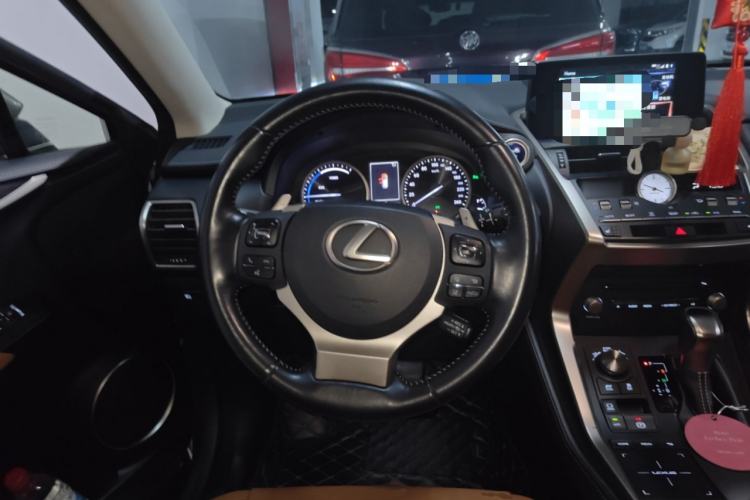 Used Lexus NX 2018 300h All-Wheel-Drive FENGZHI Edition China V Emission Standard Steering Wheel