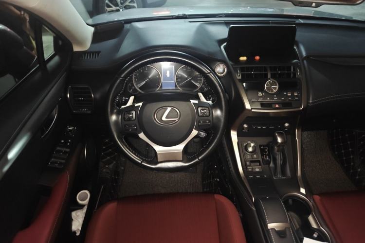 Used Lexus NX 2018 200 Front-Wheel-Drive X-Trail Version China V Standard Steering Wheel