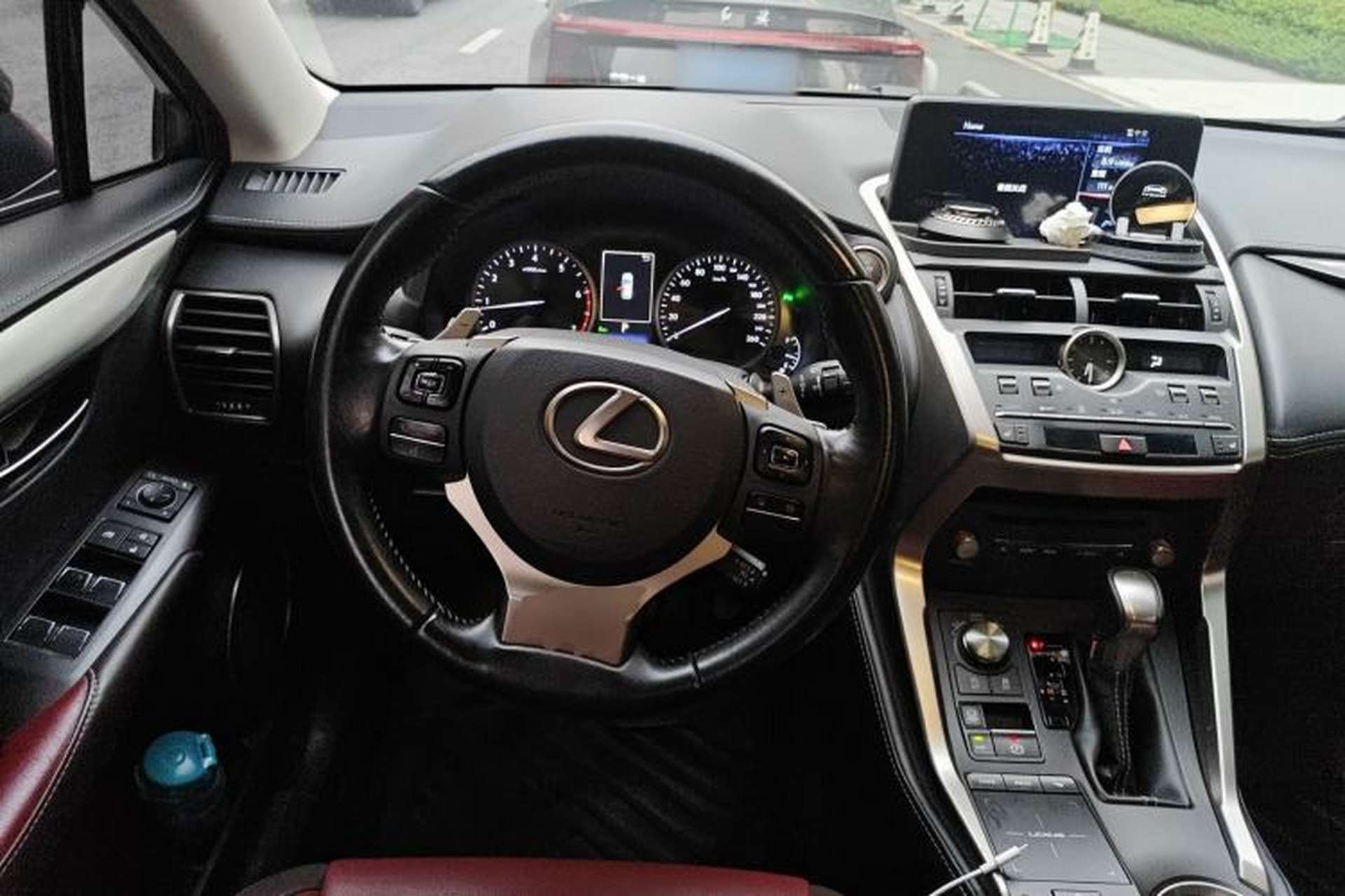 Used Lexus NX 2018 300 Front-Drive Freeline Edition Steering Wheel