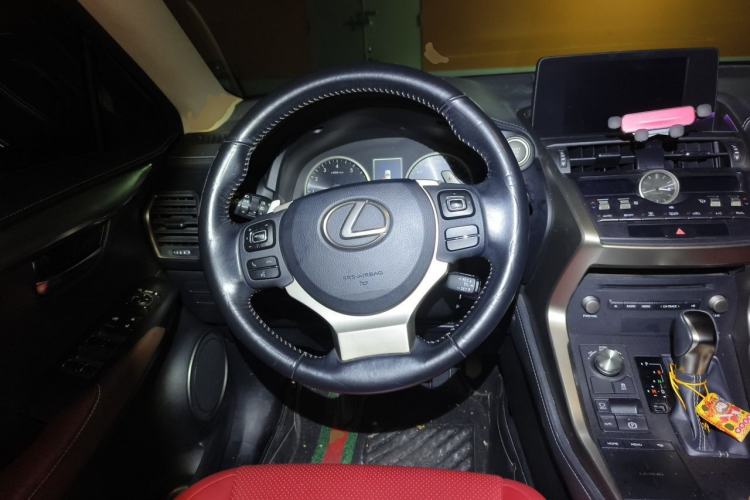 Used Lexus NX 2018 200 Front-Wheel-Drive X-Trail Version China V Standard Steering Wheel