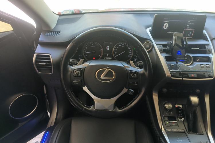 Used Lexus NX 2018 300 Front-Drive Freeline Edition Steering Wheel