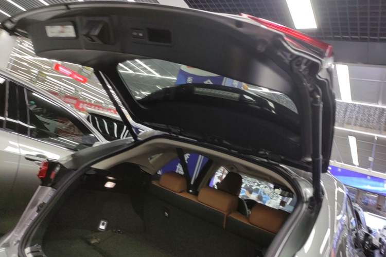 Used Lexus NX 2018 200 All-Wheel Drive FENGSHANG Version China VI Standard Trunk