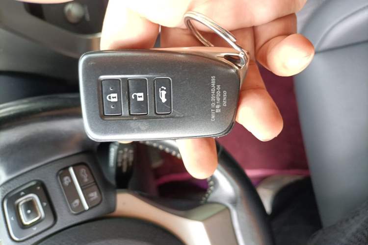 Used Lexus NX 2018 200 All-Wheel Drive FENGSHANG Version China VI Standard Vehicle Key