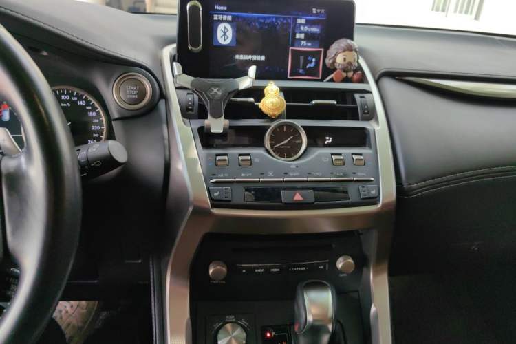 Used Lexus NX 2018 300 Front-Drive Freeline Edition Audio And AC Panel