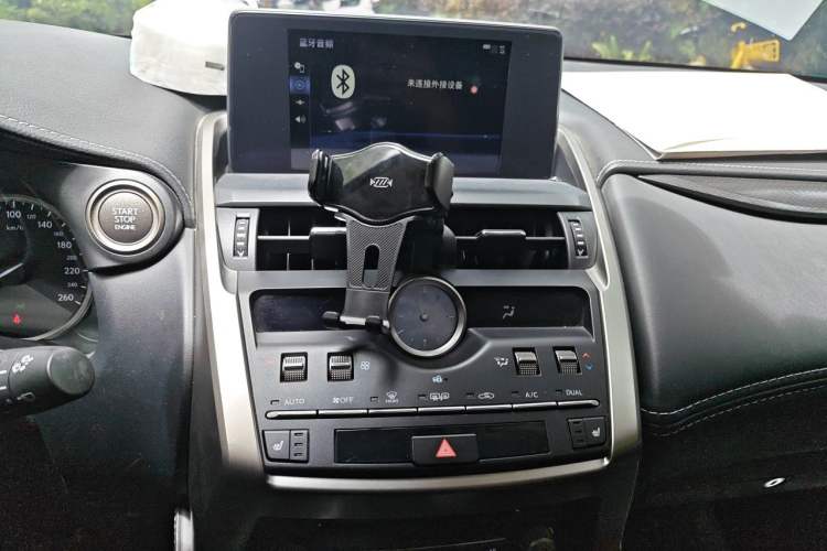 Used Lexus NX 2018 200 All-Wheel Drive FENGSHANG Version China VI Standard Audio And AC Panel