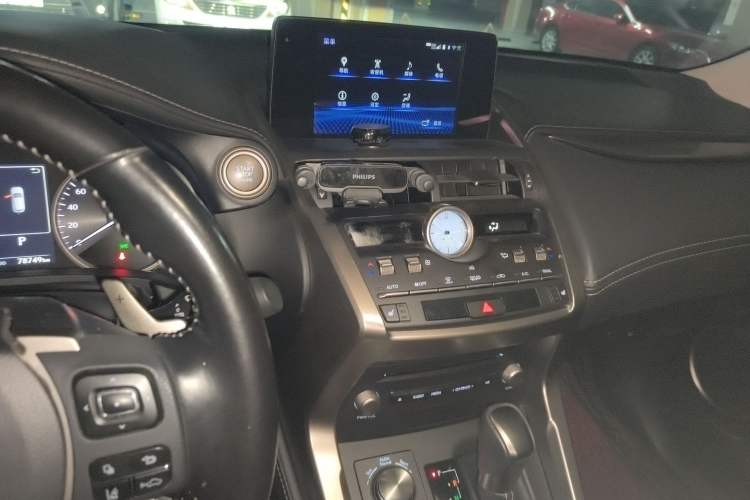 Used Lexus NX 2018 200 All-Wheel Drive FENGSHANG Version China VI Standard Audio And AC Panel