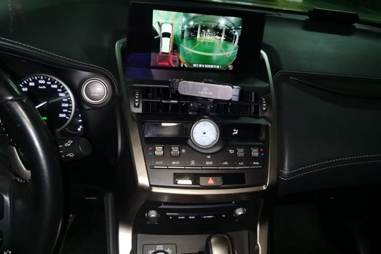 Used Lexus NX 2018 200 Front-Wheel-Drive X-Trail Version China V Standard Audio And AC Panel