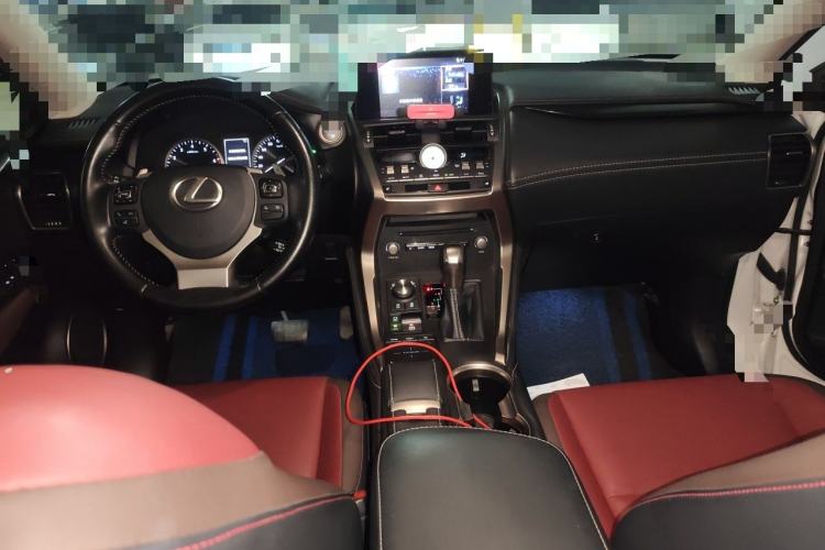 Used Lexus NX 2018 300 Front-Drive Freeline Edition Center Console