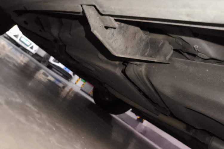 Used Lexus NX 2018 300h Front-Wheel-Drive FENGSHANG Version China V Emission Standard Chassis Front Left