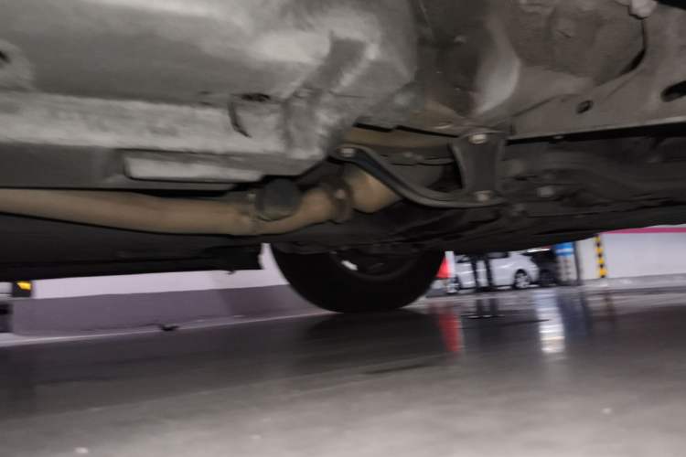 Used Lexus NX 2018 300h Front-Wheel-Drive FENGSHANG Version China V Emission Standard Chassis Front Right