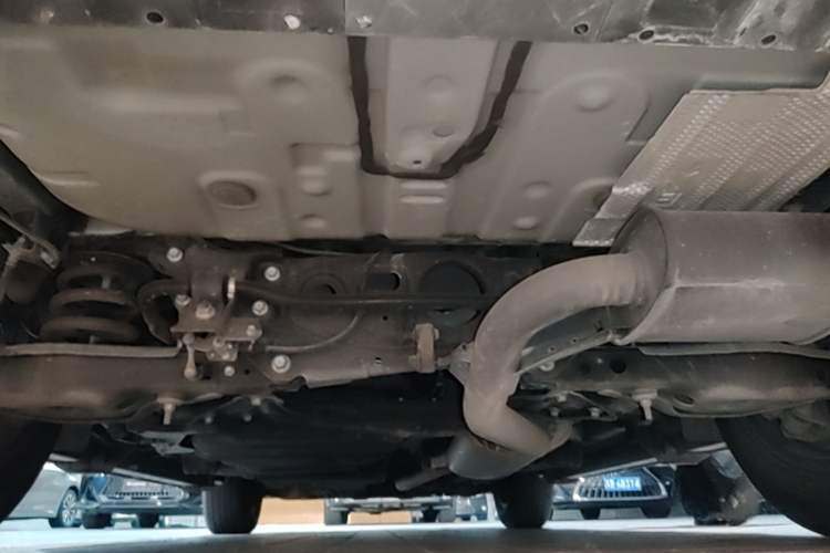 Used Lexus NX 2018 300h Front-Wheel-Drive FENGSHANG Version China V Emission Standard Chassis Rear