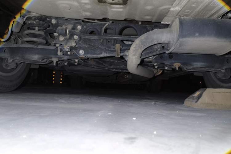 Used Lexus NX 2018 300h Front-Wheel-Drive FENGSHANG Version China V Emission Standard Chassis Rear