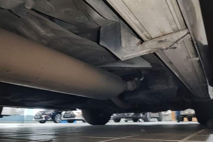 Used Lexus NX 2018 300h Front-Wheel-Drive FENGSHANG Version China V Emission Standard Chassis Rear Right