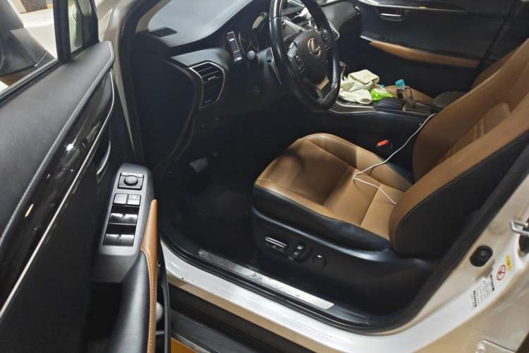 Used Lexus NX 2018 300h All-Wheel-Drive FENGZHI Edition China V Emission Standard Driver Seat