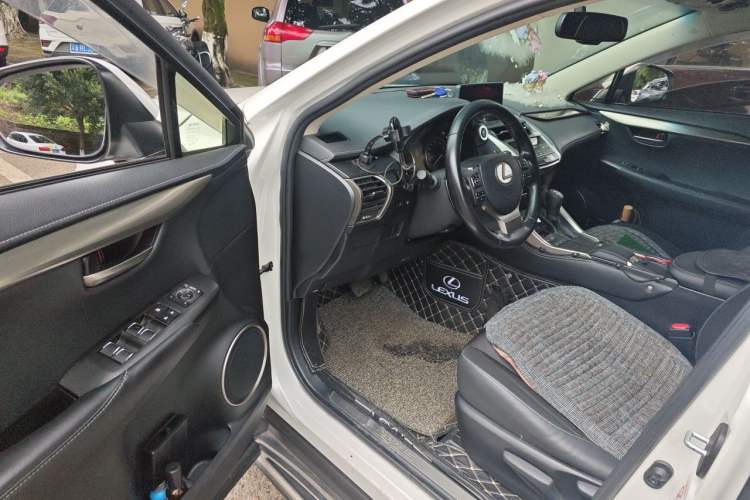 Used Lexus NX 2018 200 Front-Wheel-Drive Xingxing Edition China VI Standard Driver Seat