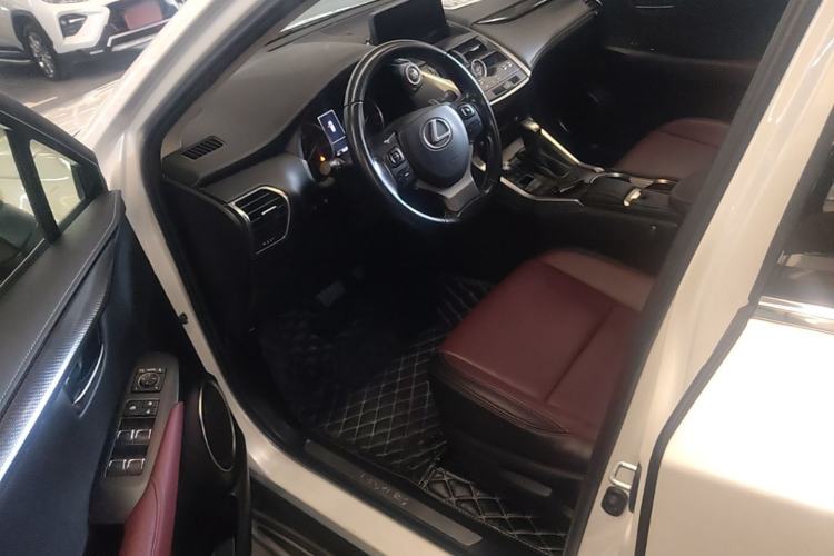 Used Lexus NX 2018 200 Front-Wheel-Drive Xingxing Edition China VI Standard Driver Seat