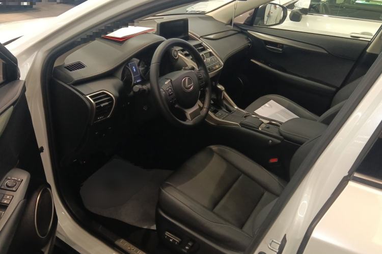 Used Lexus NX 2018 300 All-Wheel Drive Fēngshàng Edition Driver Seat